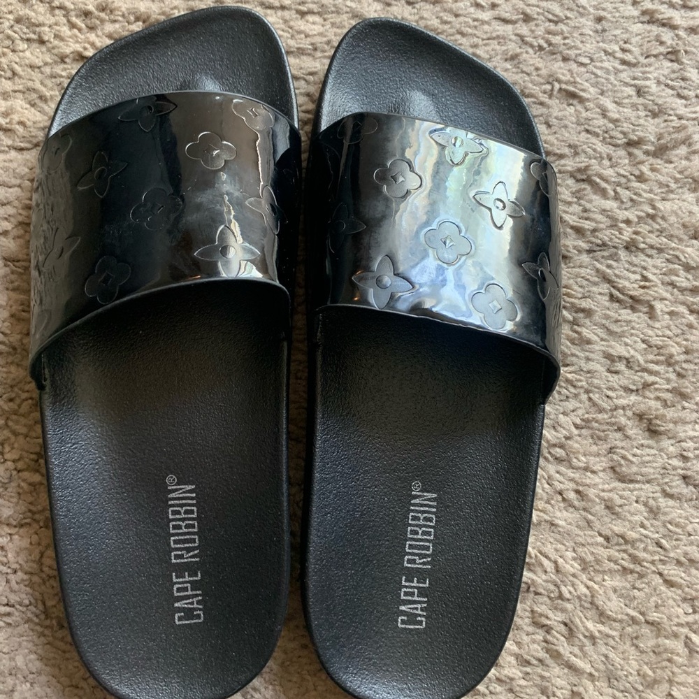 Cape Robbin Jenna Sandal